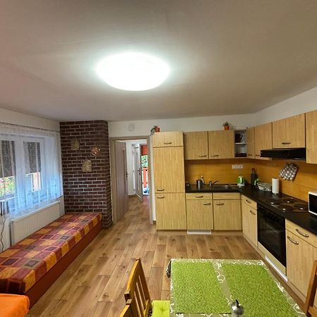 Apartman Pod Kostelem Strazov ภายนอก รูปภาพ