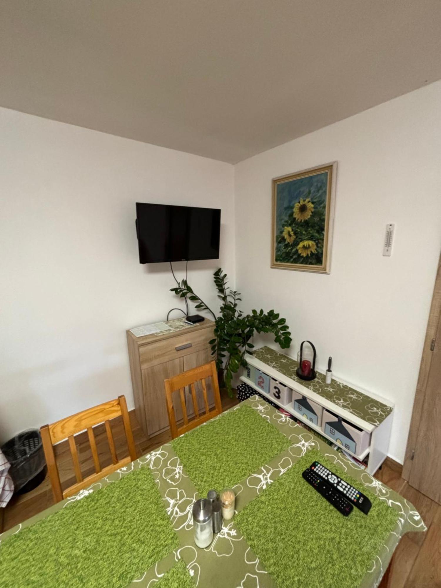 Apartman Pod Kostelem Strazov ภายนอก รูปภาพ