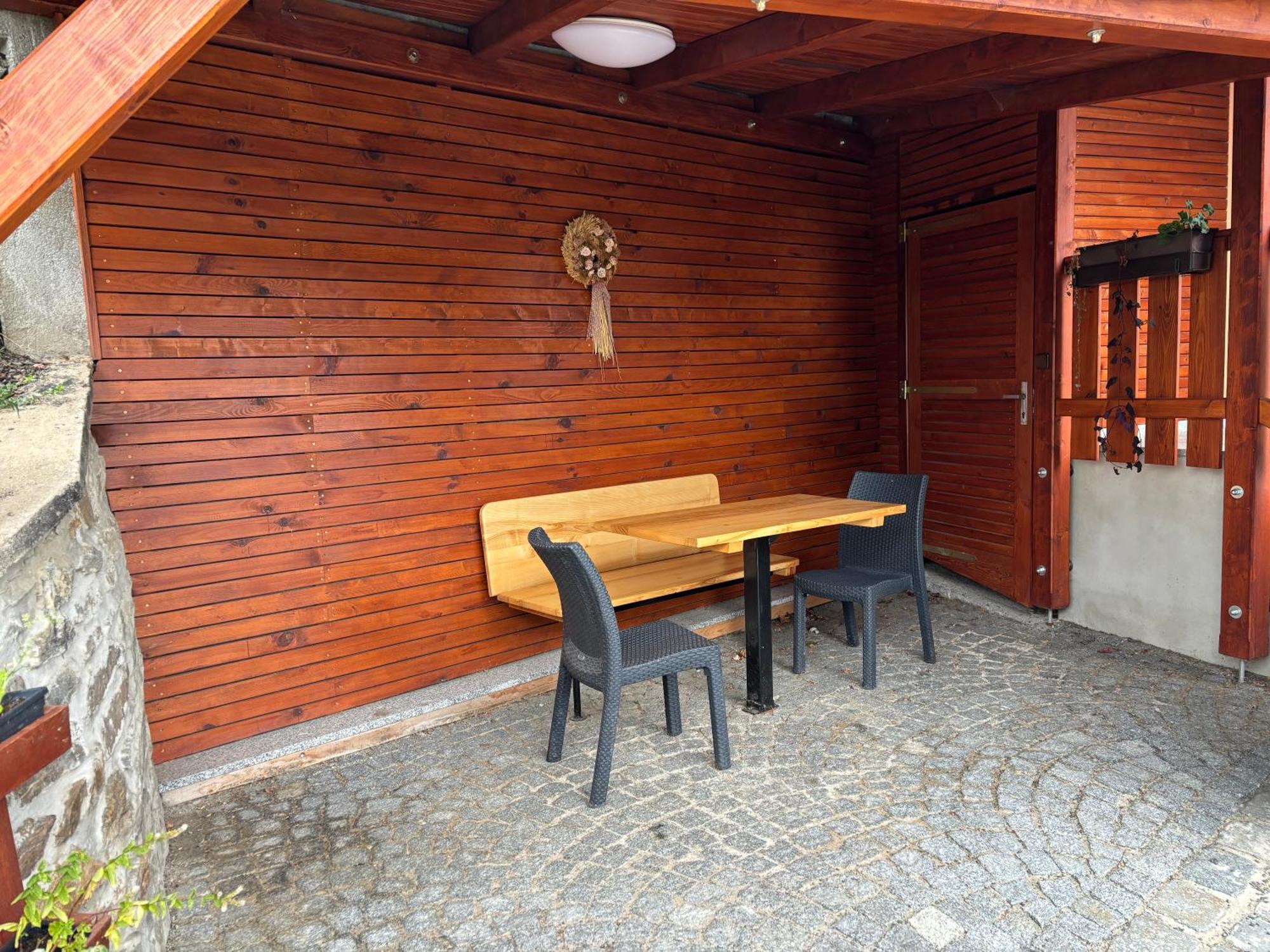 Apartman Pod Kostelem Strazov ภายนอก รูปภาพ
